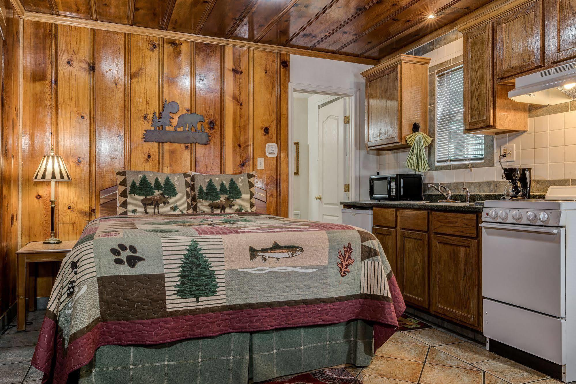 Doc'S Cottages South Lake Tahoe Стейтлайн Экстерьер фото